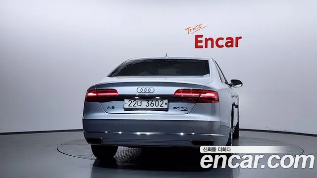 Audi A8 2015 — фото 4