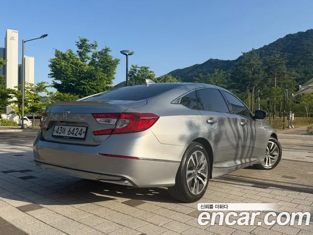 Honda Accord 2019 — фото 2