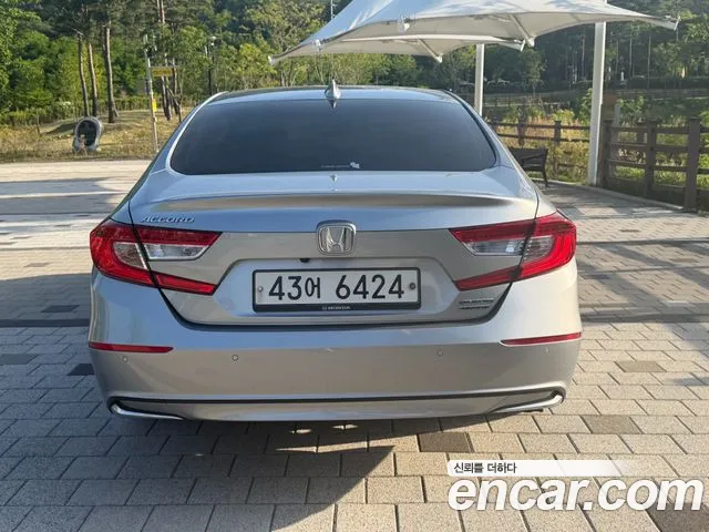 Honda Accord 2019 — фото 4