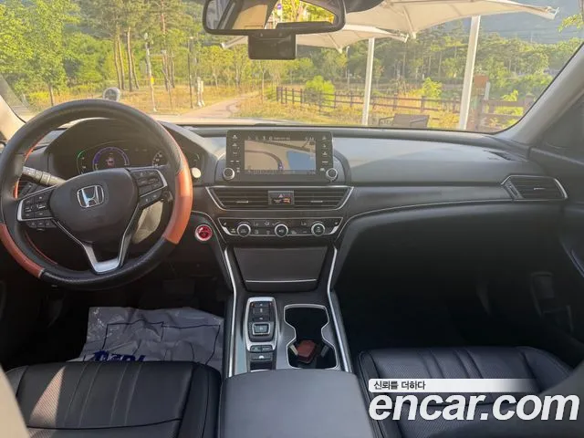 Honda Accord 2019 — фото 7