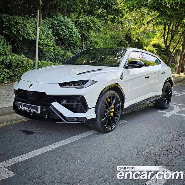 Lamborghini Urus 2023 — фото 4