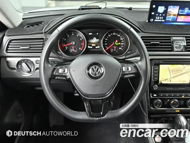 Volkswagen Passat 2018 — фото 13
