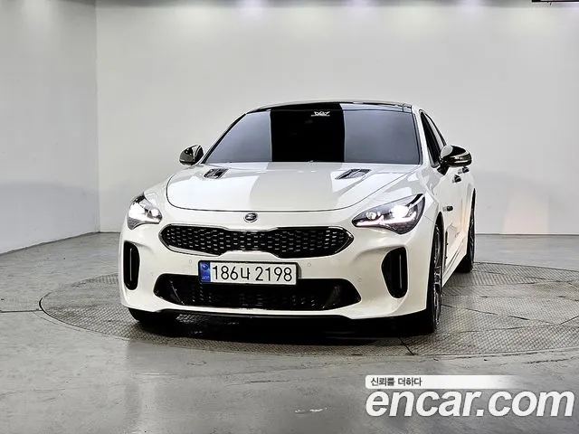 Kia Stinger 2018 — фото 2