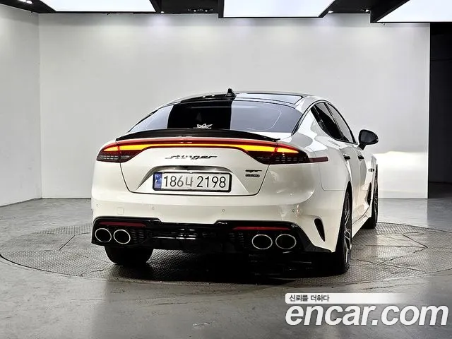 Kia Stinger 2018 — фото 3