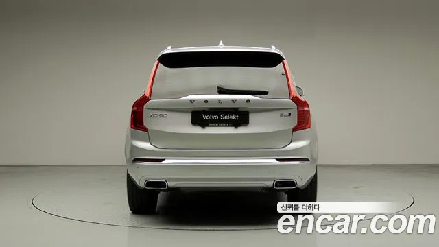 Volvo XC90 2021 — фото 3
