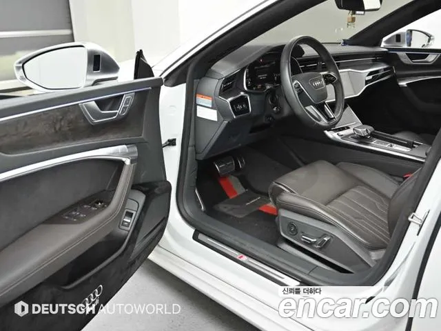 Audi A7 2021 — фото 11