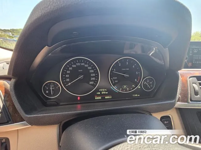 BMW 3-Series 2015 — фото 10