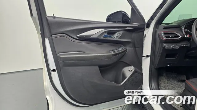 ChevroletGMDaewoo Trailblazer 2022 — фото 14