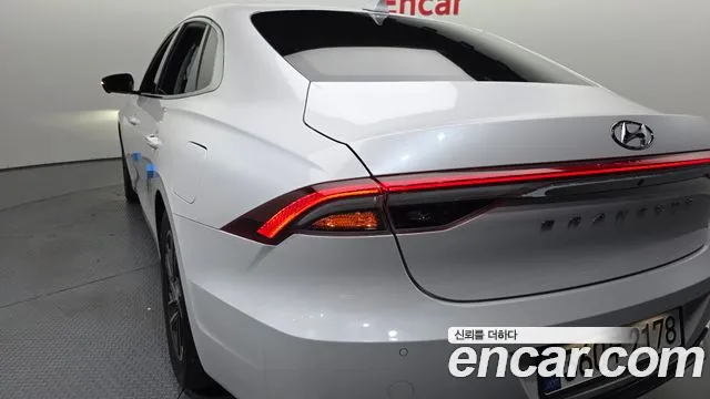 Hyundai Grandeur 2020 — фото 9