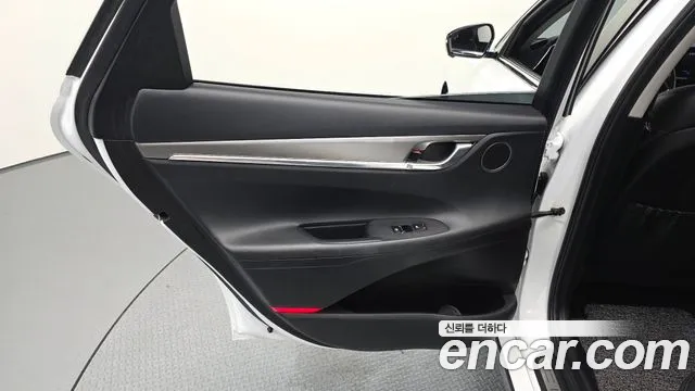 Hyundai Grandeur 2020 — фото 15