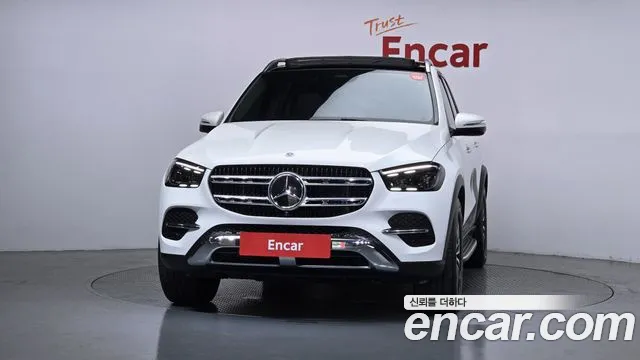 Mercedes-Benz GLE-Class 2025 — фото 3