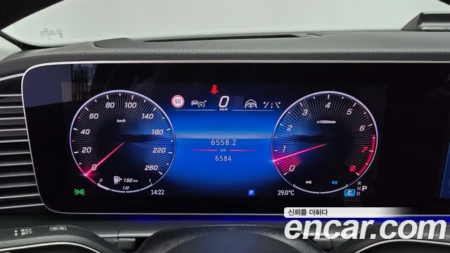 Mercedes-Benz GLE-Class 2025 — фото 11