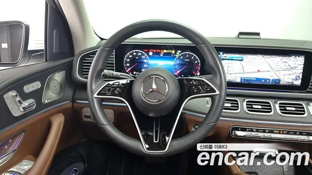 Mercedes-Benz GLE-Class 2025 — фото 18