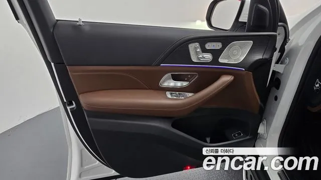 Mercedes-Benz GLE-Class 2025 — фото 14