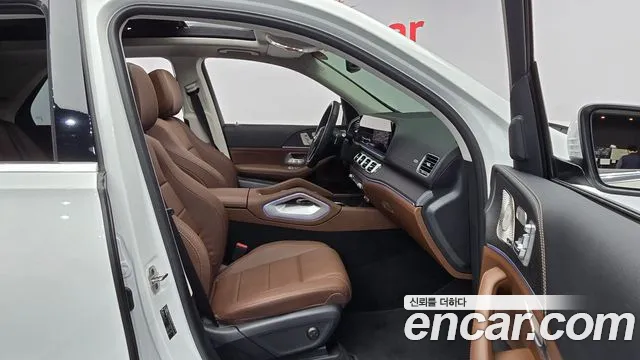 Mercedes-Benz GLE-Class 2025 — фото 16