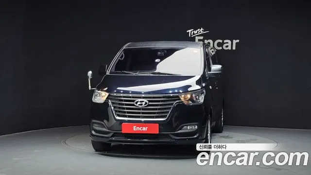 Hyundai Starex 2021 — фото 3