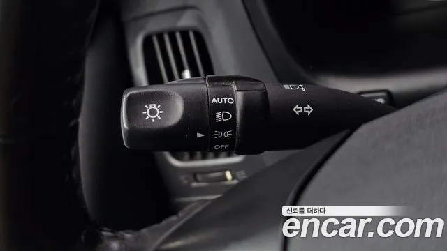 Hyundai Starex 2021 — фото 16
