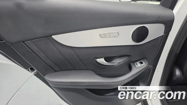 Mercedes-Benz GLC-Class 2020 — фото 15
