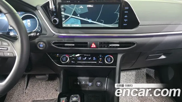 Hyundai Sonata 2022 — фото 23