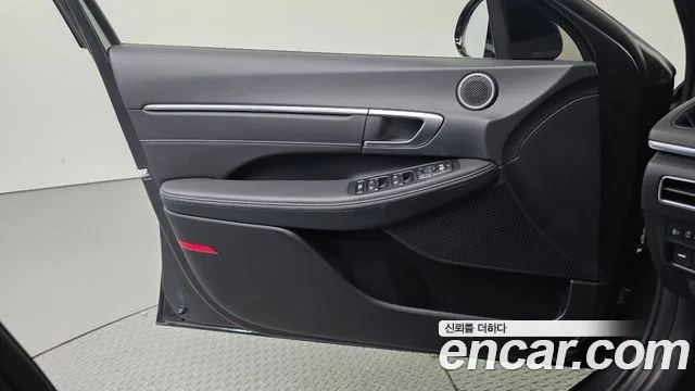 Hyundai Sonata 2022 — фото 14