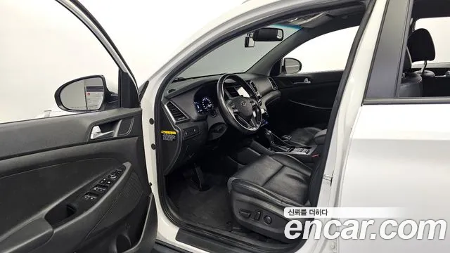 Hyundai Tucson 2016 — фото 13