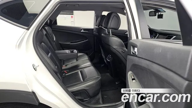 Hyundai Tucson 2016 — фото 17