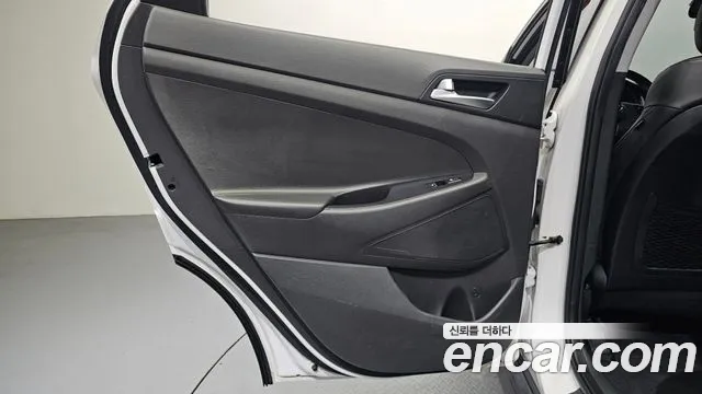 Hyundai Tucson 2016 — фото 15