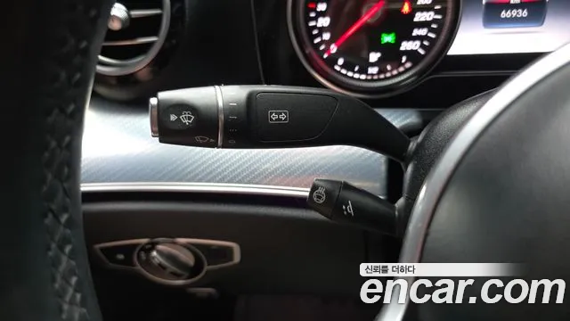 Mercedes-Benz E-Class 2020 — фото 24