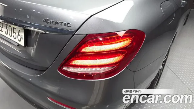 Mercedes-Benz E-Class 2020 — фото 9
