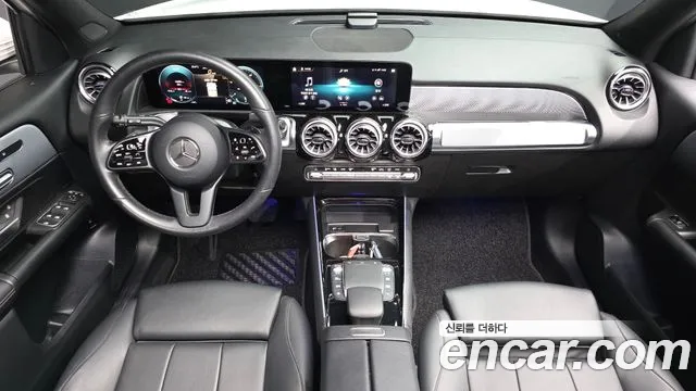 Mercedes-Benz GLB-Class 2021 — фото 10