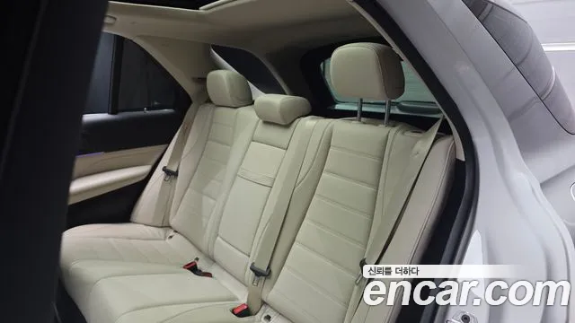 Mercedes-Benz GLE-Class 2021 — фото 18