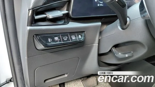 Kia Niro 2024 — фото 27