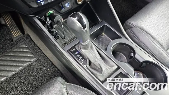 Hyundai Tucson 2017 — фото 9