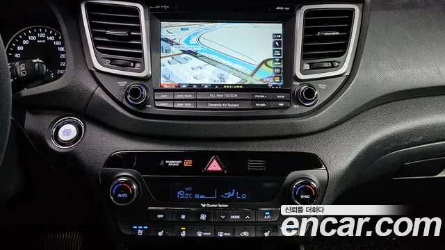 Hyundai Tucson 2017 — фото 14