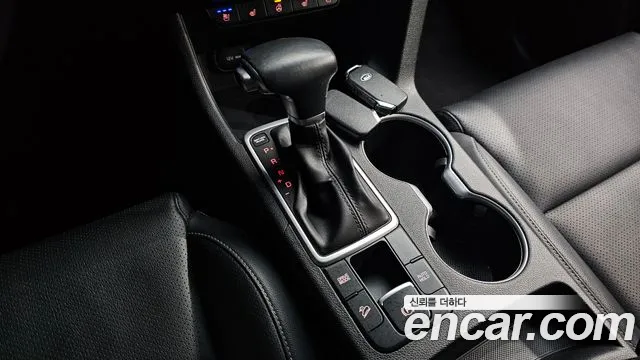 Kia Sportage 2021 — фото 9