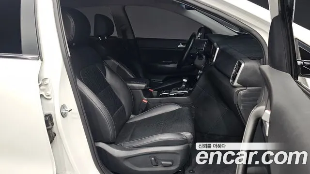 Kia Sportage 2021 — фото 11