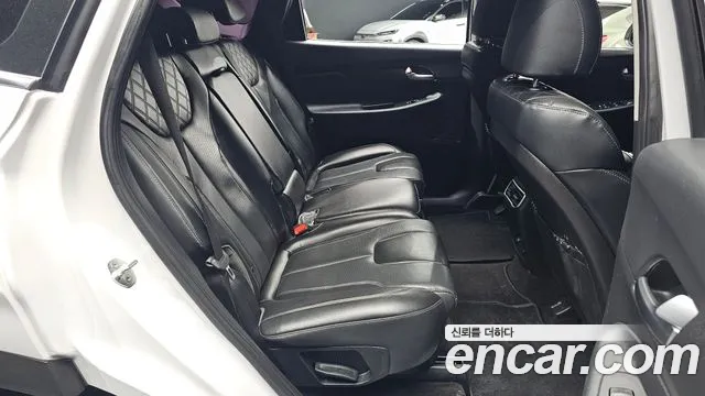 Hyundai Santafe 2021 — фото 17