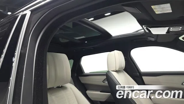Land Rover Range Rover Velar 2022 — фото 17
