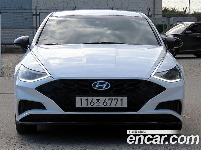 Hyundai Sonata 2023 — фото 1