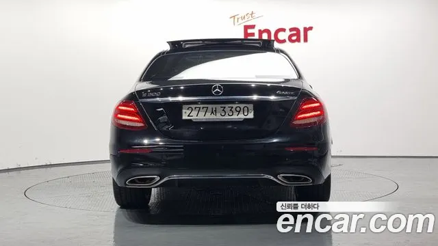 Mercedes-Benz E-Class 2020 — фото 4