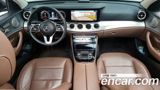 Mercedes-Benz E-Class 2020 — фото 7