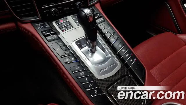Porsche Panamera 2016 — фото 9