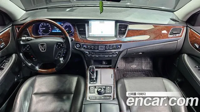 Hyundai Equus 2015 — фото 7