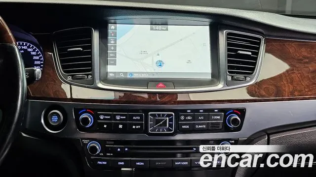 Hyundai Equus 2015 — фото 14