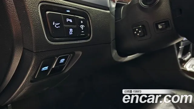 Hyundai Equus 2015 — фото 16