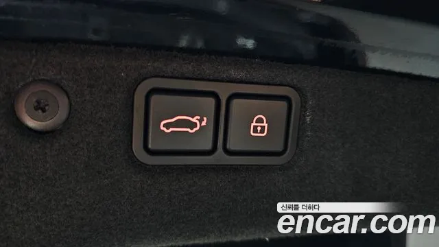 Hyundai Equus 2015 — фото 20