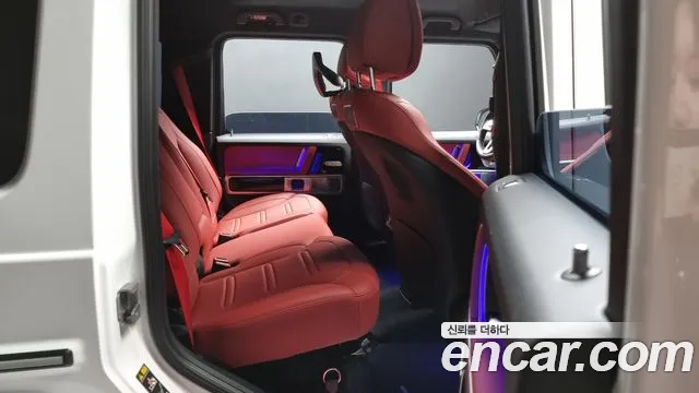 Mercedes-Benz G-Class 2023 — фото 12