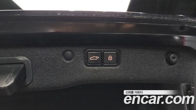 Hyundai Equus 2015 — фото 19