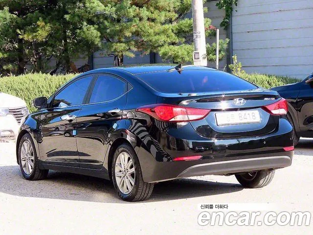 Hyundai AVANTE 2015 — фото 3