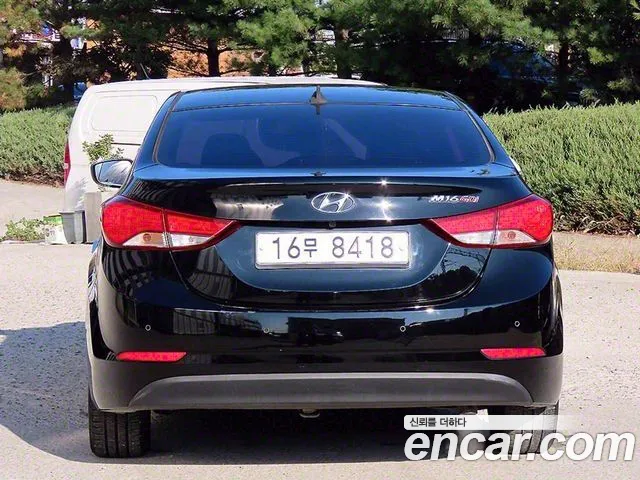 Hyundai AVANTE 2015 — фото 4